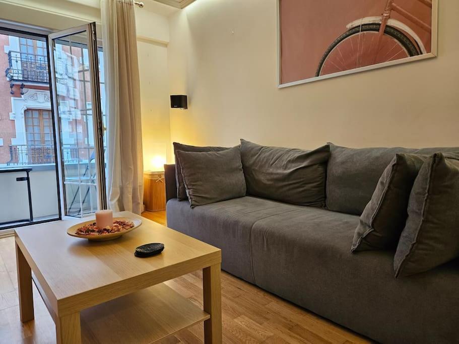 אוביידו 636A Gran Apartamento En Pleno Centro מראה חיצוני תמונה